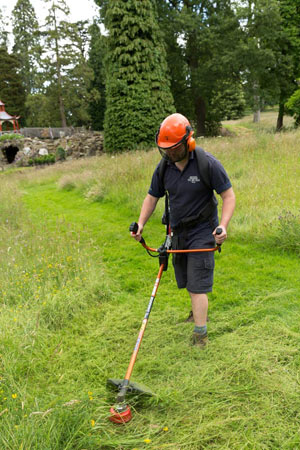 Danarm Kaaz VF500M-TLE48 brushcutter at Woburn Abbey Gardens