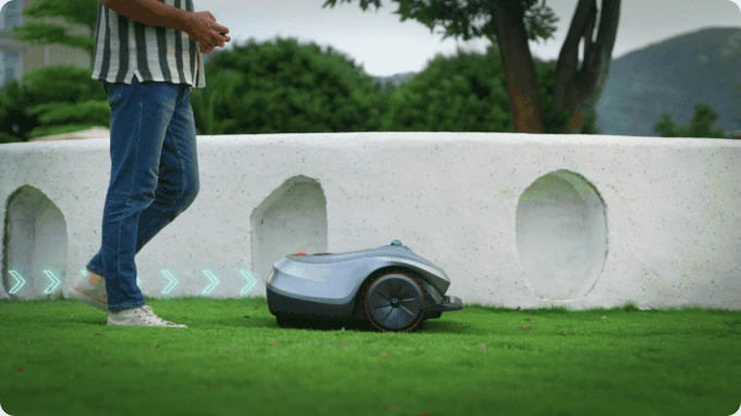 STORM doesn't need boundary cable or satelitte signals to navigate your garden